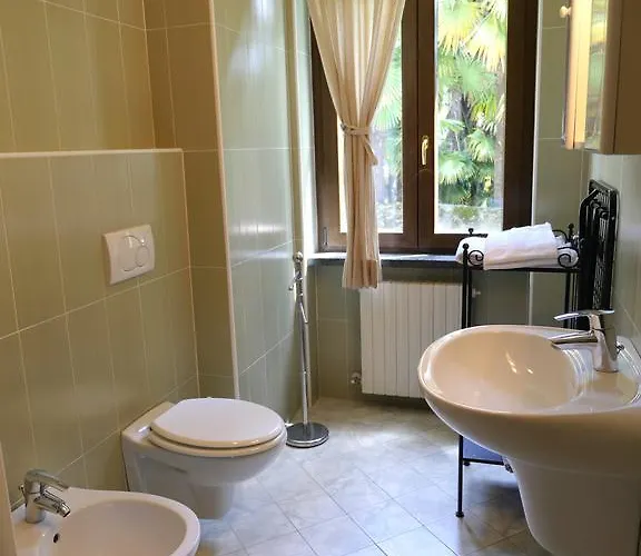 Leggeri Lägenhetshotell Domaso